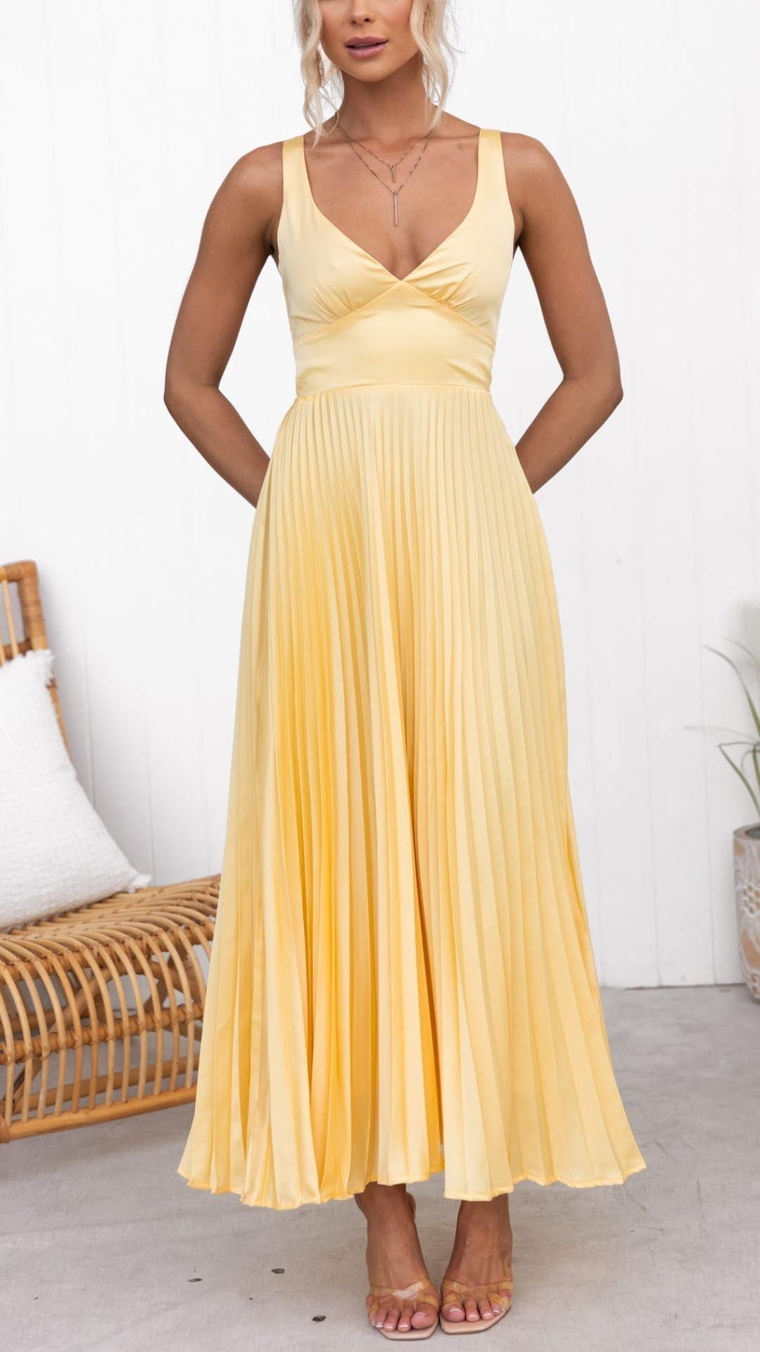 Malka™ | Vestido Maxi Plisado con Escote en V